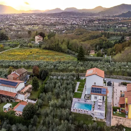 Luxury 7 Bedrooms With Pool Villa