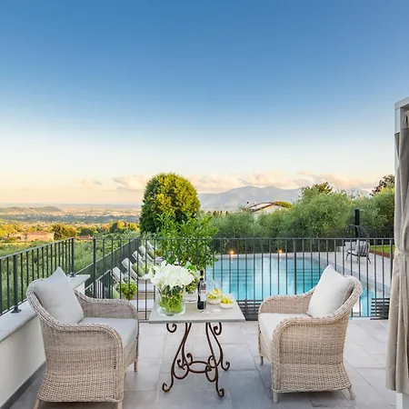 Luxury 7 Bedrooms With Pool Villa *