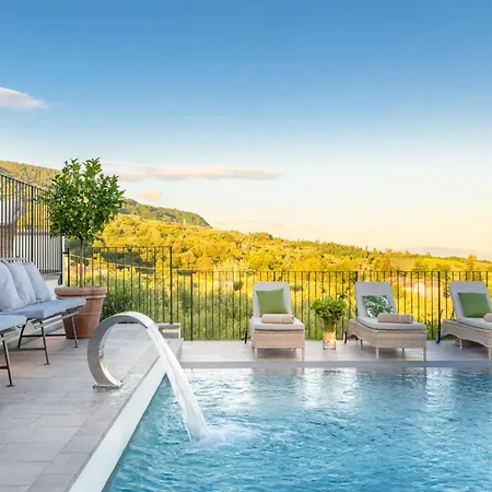 Villa Luxury 7 Bedrooms With Pool *